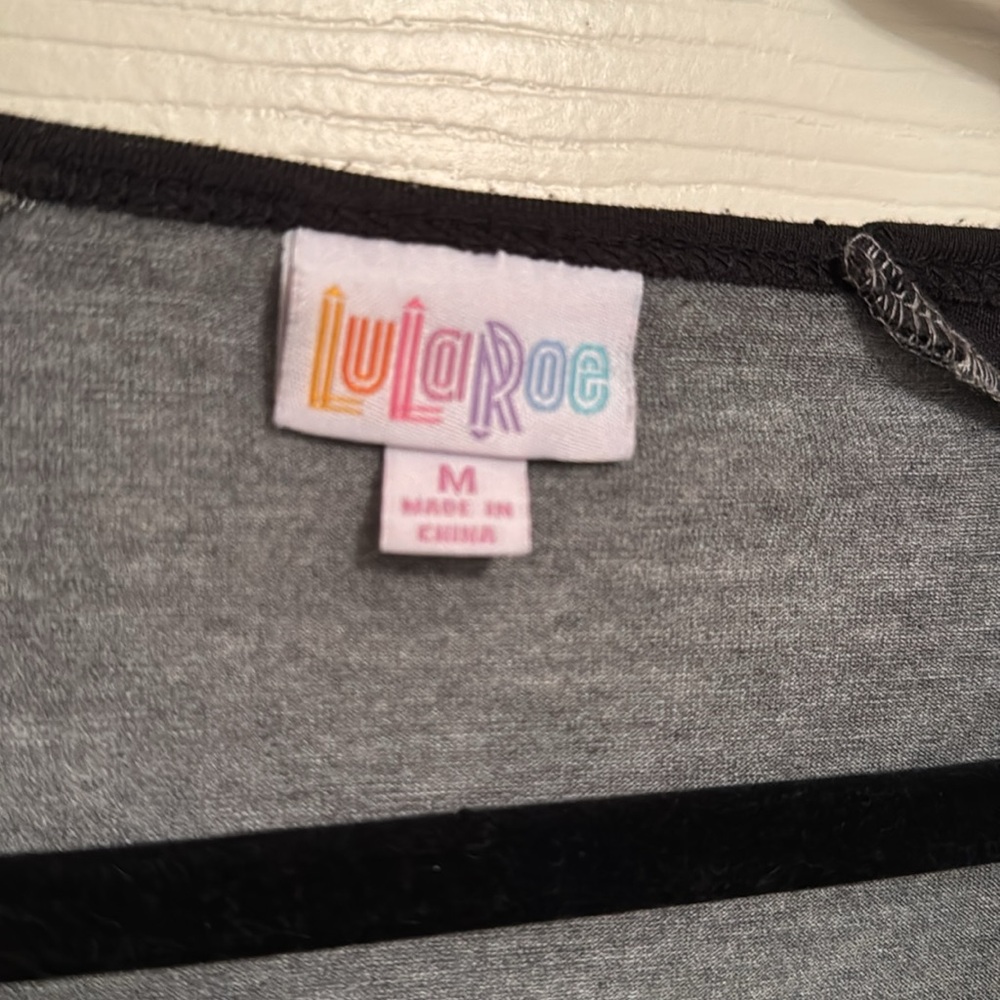Womens LuLaRoe size M Gray Black Randy Tee Knit Top Baseball Shirt - Picture 2 of 3